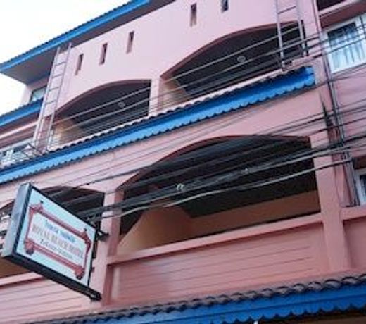 Royal Beach Guest House