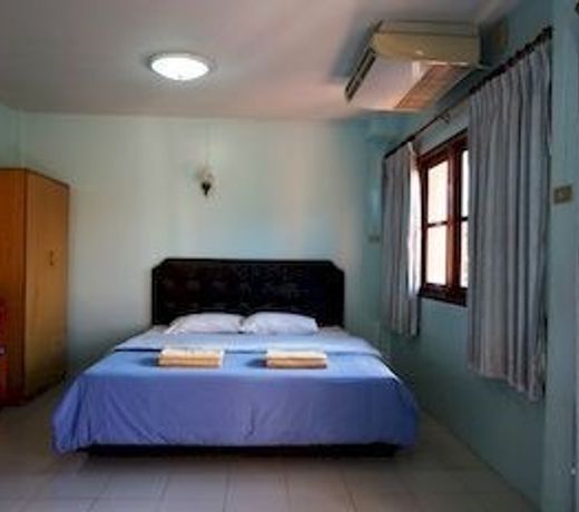Royal Beach Guest House