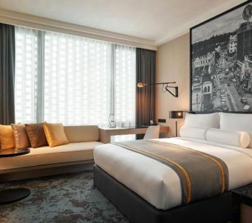 Hotel Stripes Kuala Lumpur, Autograph Collection