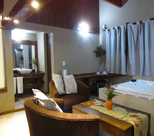 SUITES ALITHUÃ