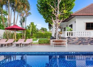 5 Bedrooms Pool Villa behide Phuket Zoo