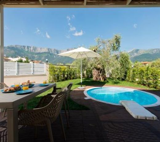 Votsalo Suites