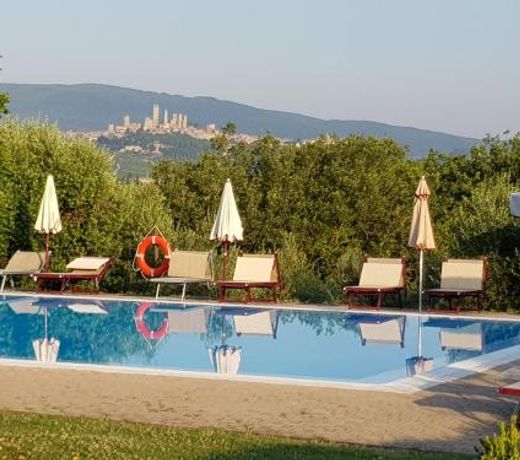 Appartamento AVA nell'antica dimora di Fulignano