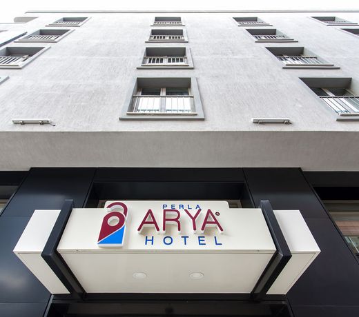 Perla Arya Hotel