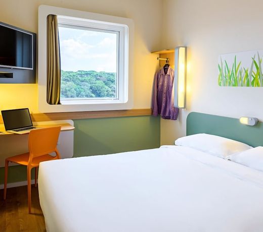 ibis budget Curitiba Aeroporto