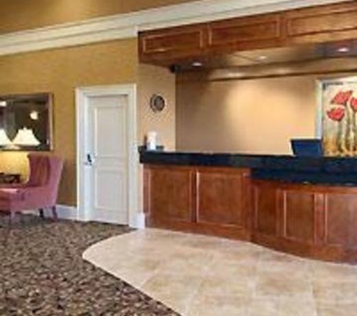 HOWARD JOHNSON PLAZA HOTEL