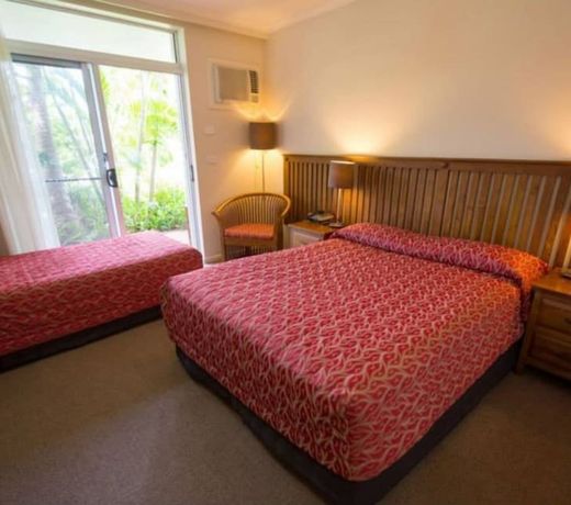 Walkabout Lodge