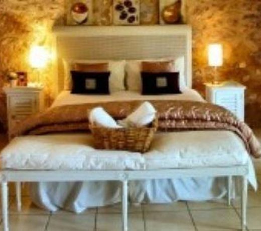Honeyfield House