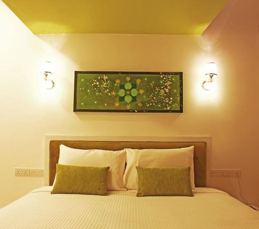 Thilhara Days Inn