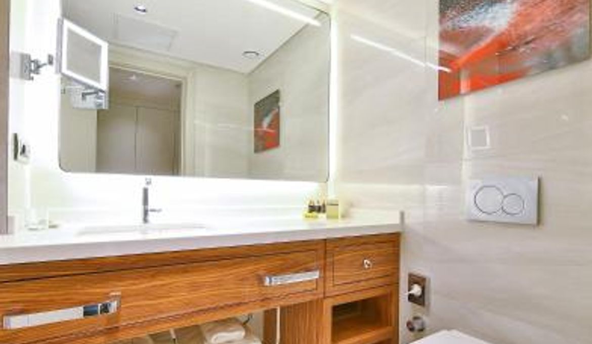 Tzl Suites