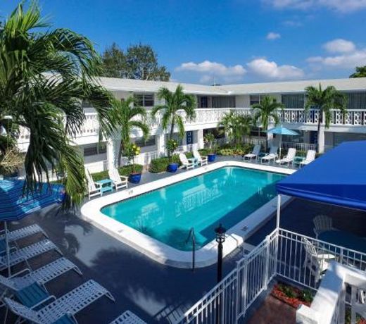 May-Dee Suites in Florida
