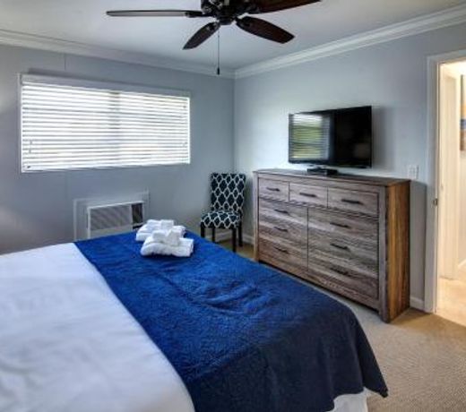 May-Dee Suites in Florida