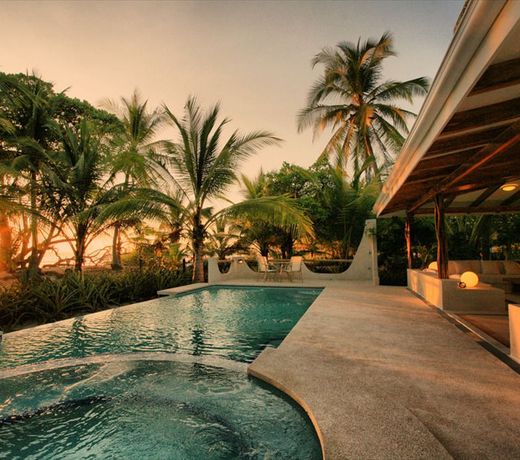 Hotel Tropico Latino
