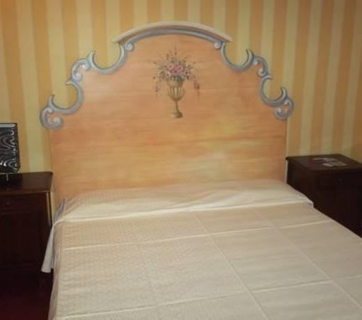 HOTEL NICHOLAS