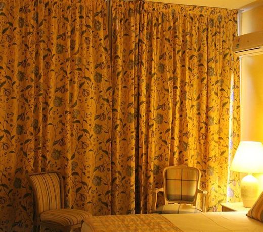 The Caravel Hotel