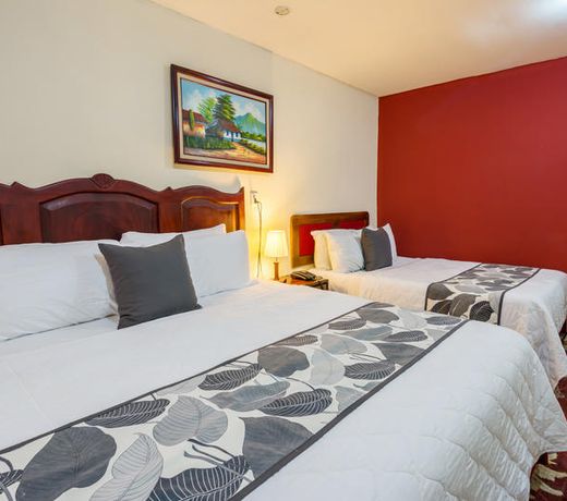 Berlor Airport Inn