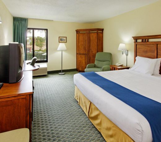 Holiday Inn Express San Jose Airport, an IHG Hotel