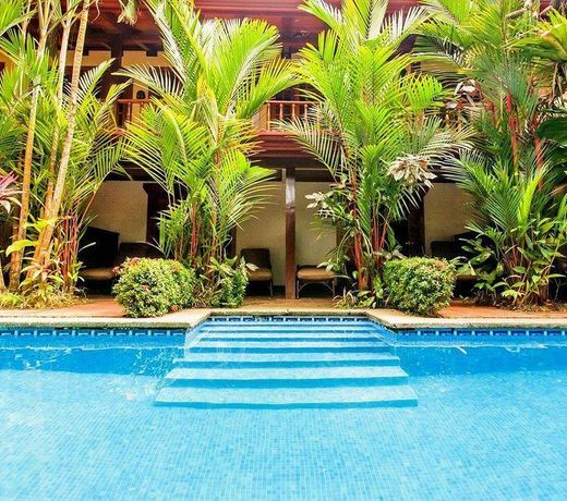 Hotel Villas Lirio