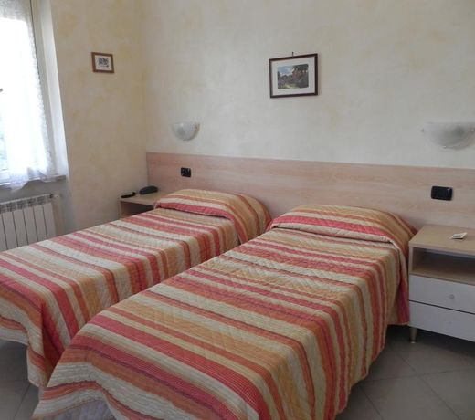 Hotel Villa Robinia
