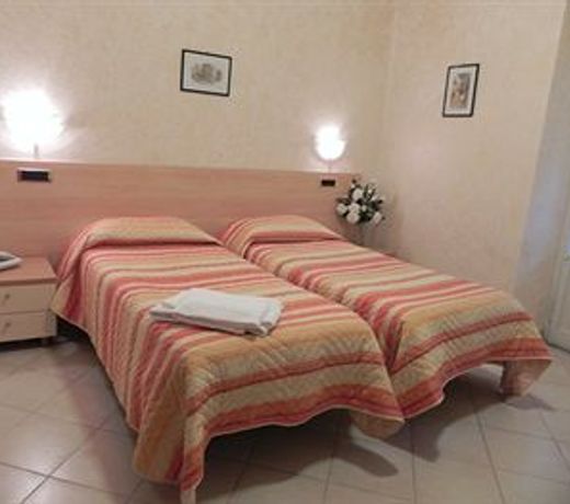 Hotel Villa Robinia
