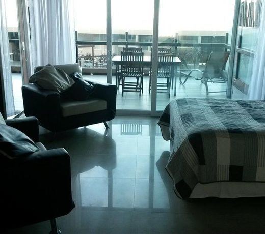 Linda Bay 522 y 506