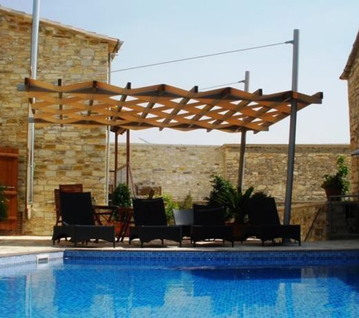 Anesi House