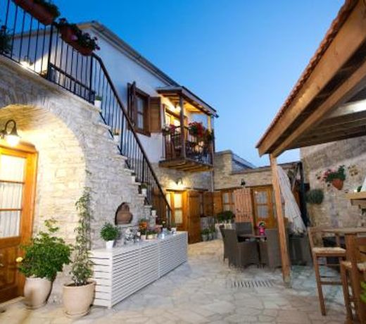 Anesi House
