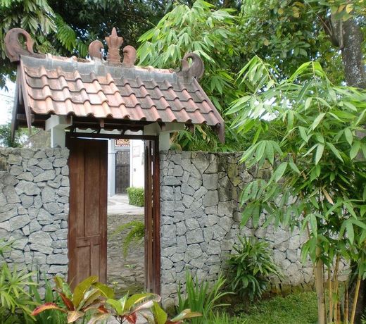 Villa Bougenville