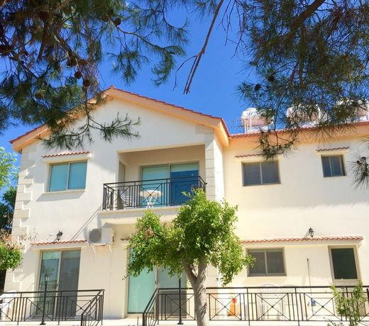 Himonas Apartments