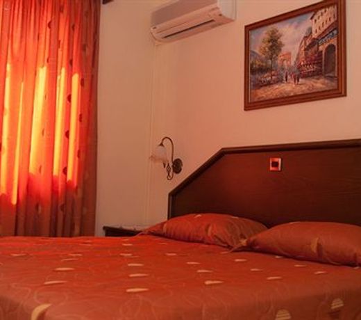 Kotzias Beach Apartments