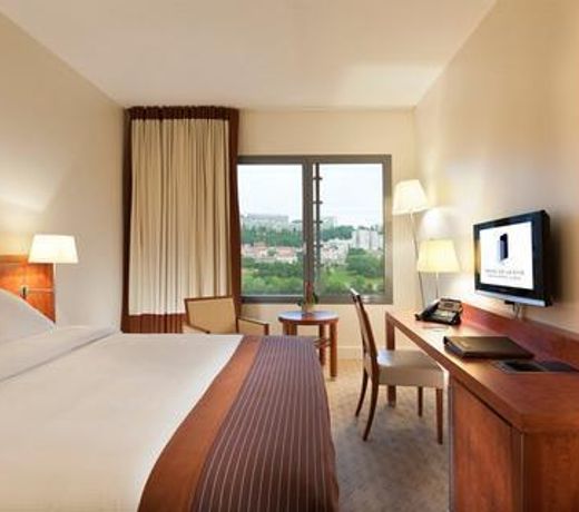 Crowne Plaza Lyon â Cite Internationale