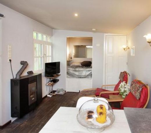 Delightful Chalet in Opglabbeek near Lake