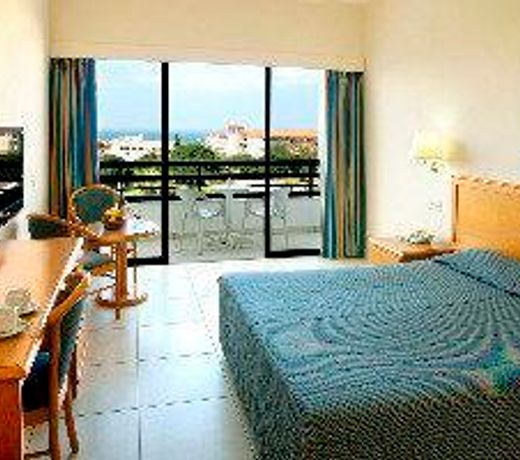 Avanti Hotel