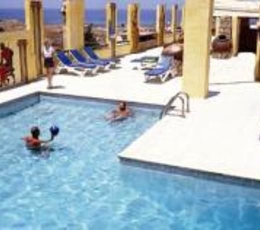 ROMAN II BOUTIQUE HOTEL