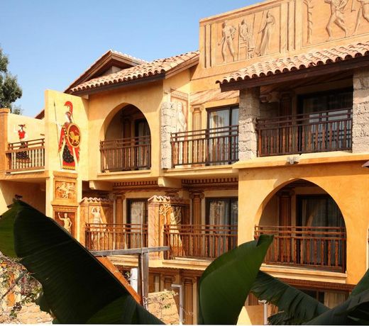 Roman Boutique Hotel
