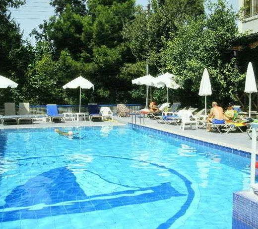 Nereus Hotel