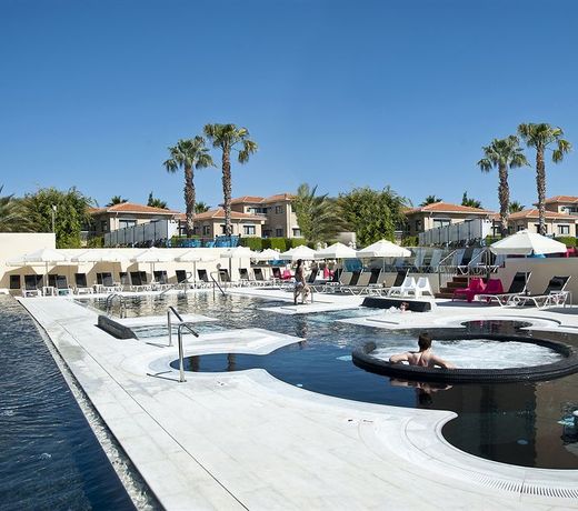 The King Jason Paphos - Designed for Adults by Louis Hotels