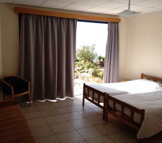Vrachia Beach Resort