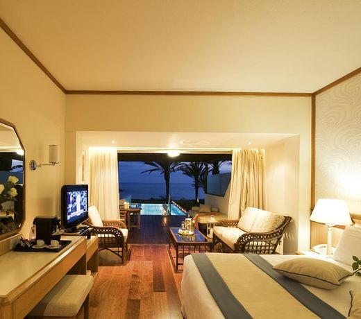 Constantinou Bros Athena Beach Hotel