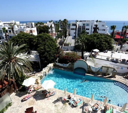 Dionysos Central