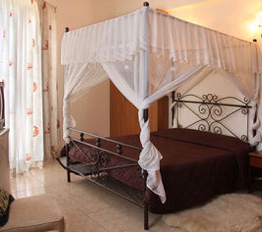 Crown Inn Hotel