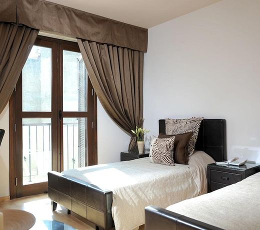Royiatiko Hotel