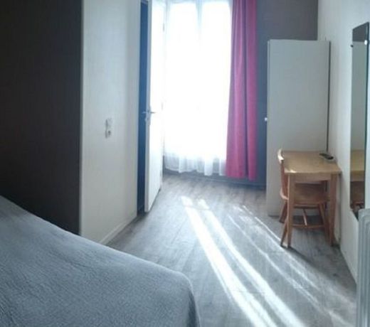Acacia Hotel