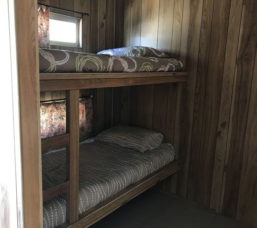 The Waterwheel Beach Cabins - Caravan Park