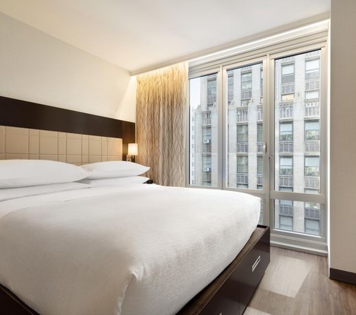 Embassy Suites By Hilton New York Manhattan Times Square