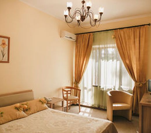 Shale Hotel