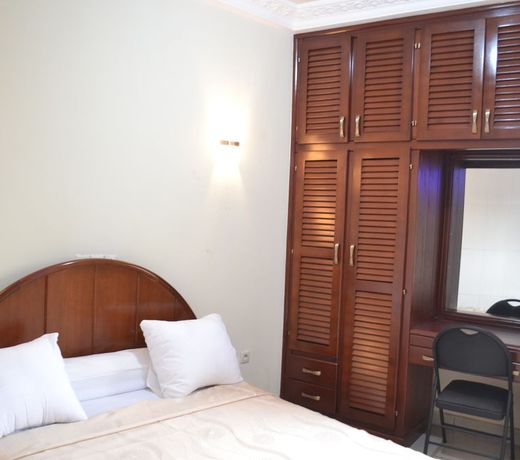 Le Best Hotel