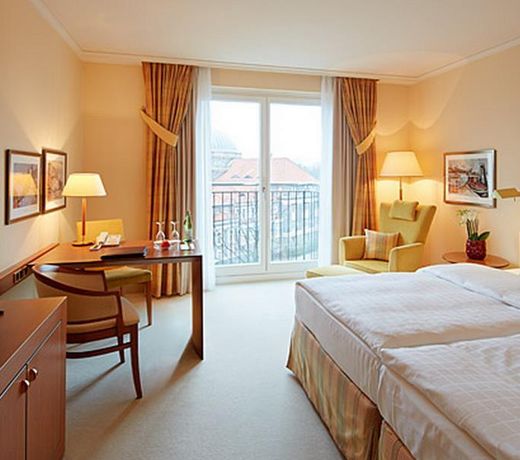 GRAND ELYSEE Hamburg