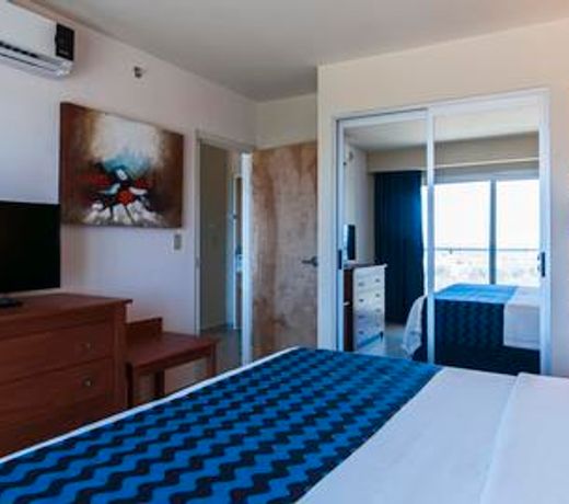 Holiday Inn Express Cabo San Lucas, an IHG Hotel