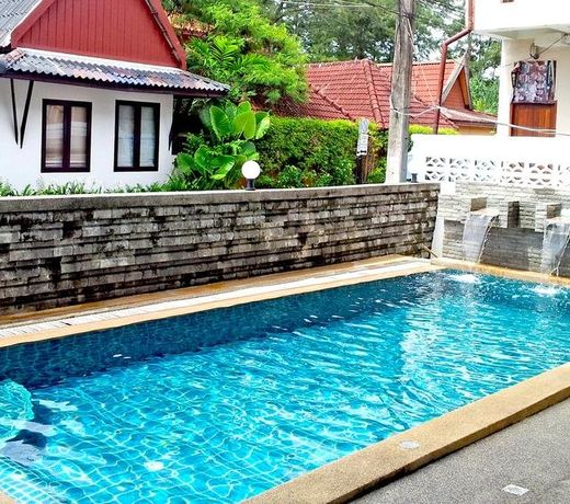 Deng's kamala beach Guesthouse